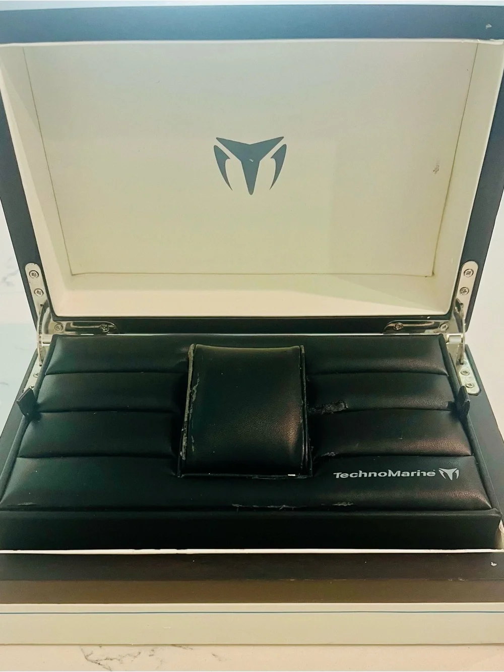 TechnoMarine Wood Display Box